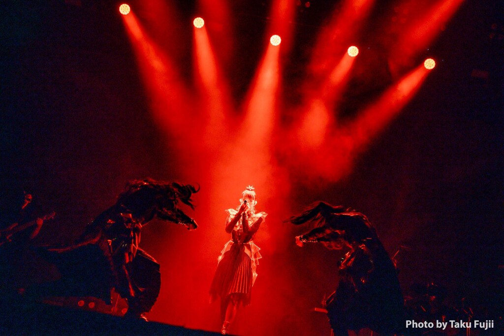 00093_fujiitaku_R51_7078_Photo by Taku Fujii credit