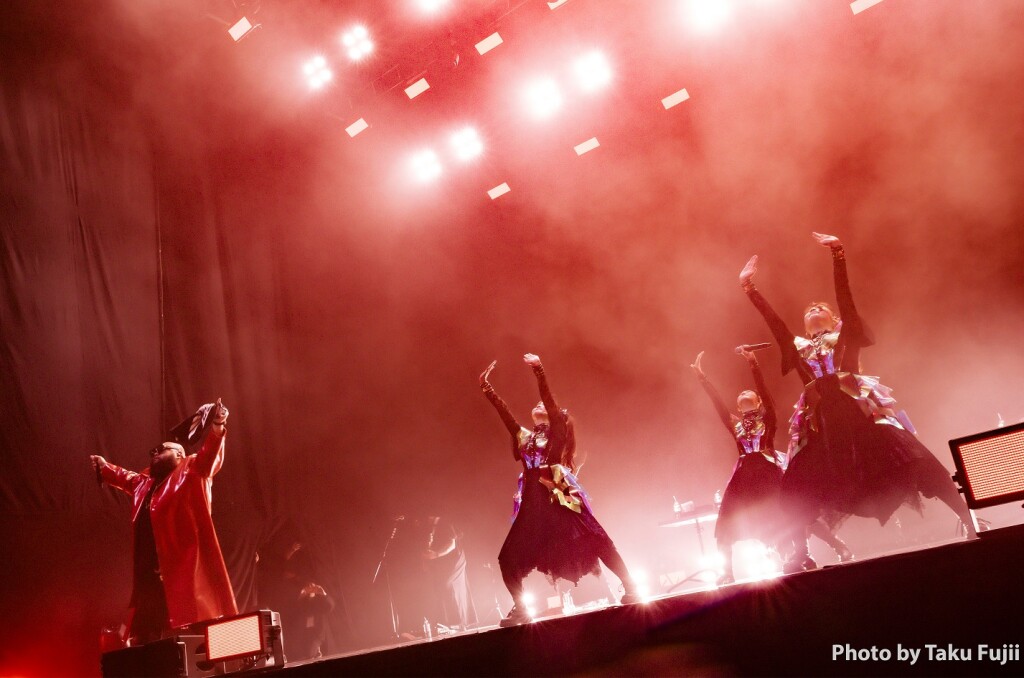 00349_fujiitaku_R51_8200 credit