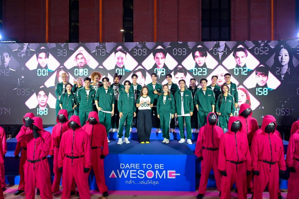 01.1_คุณสุภรณ์ เด่นไพศาล และเหล่าศิลปินผู้กล้า