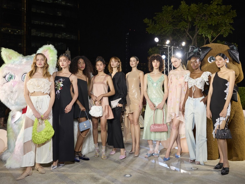 012 Your Daily D.O.S.E of Joy แฟชั่นโชว์คอลเลกชั่น Spring 2025