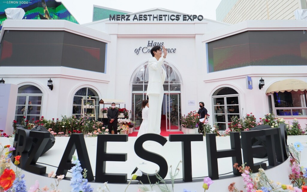 02 อีมินโฮ เซเลบริตี้ แอมบาสเดอร์ ของ ULTHERAPY กลับมาเยือนเมืองไทย เพื่อร่วมงาน MERZ AESTHETICS EXPO