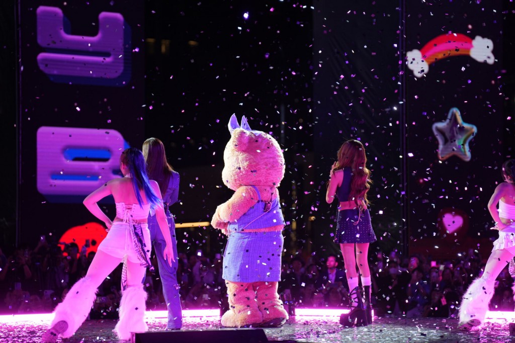 05 ซัมซุง ฟอร์มวงเกิร์ลกรุ๊ปเฉพาะกิจ INKY B อิ้งค์-โบกี้-น้องเนย Butterbear ในงาน “Galaxy S25 _ Here AI am Music Fest”