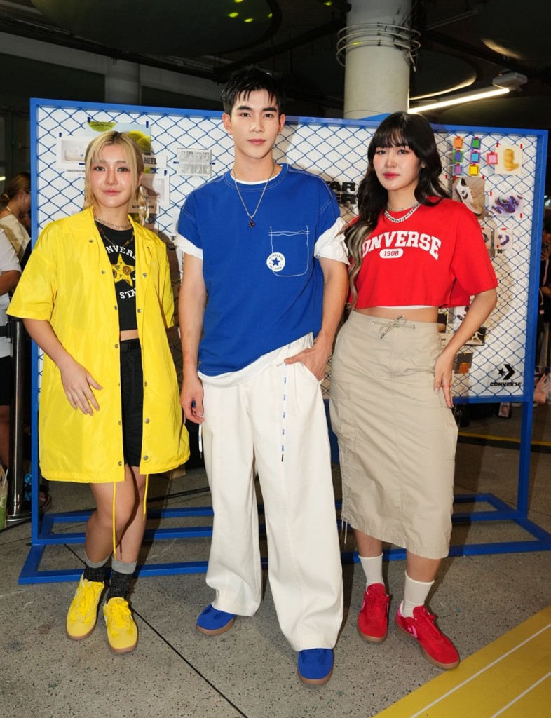 06 โฟร์ท เจนนิษฐ์ มายยู งาน Converse Run Star Trainer Your Color Your Star.JP_0