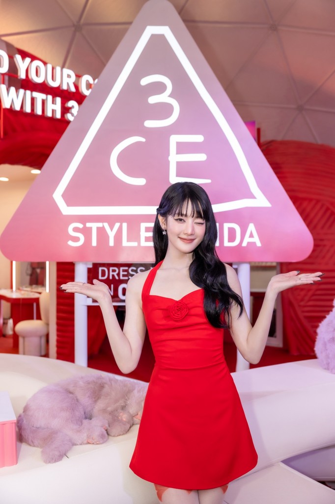 1. MINNIE (G)I-DLE 3CE Asia Ambassador