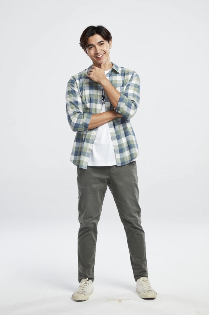 1. ภณ - ณวัสน์ ภู่พันธัชสีห์ รับบท เมฆา