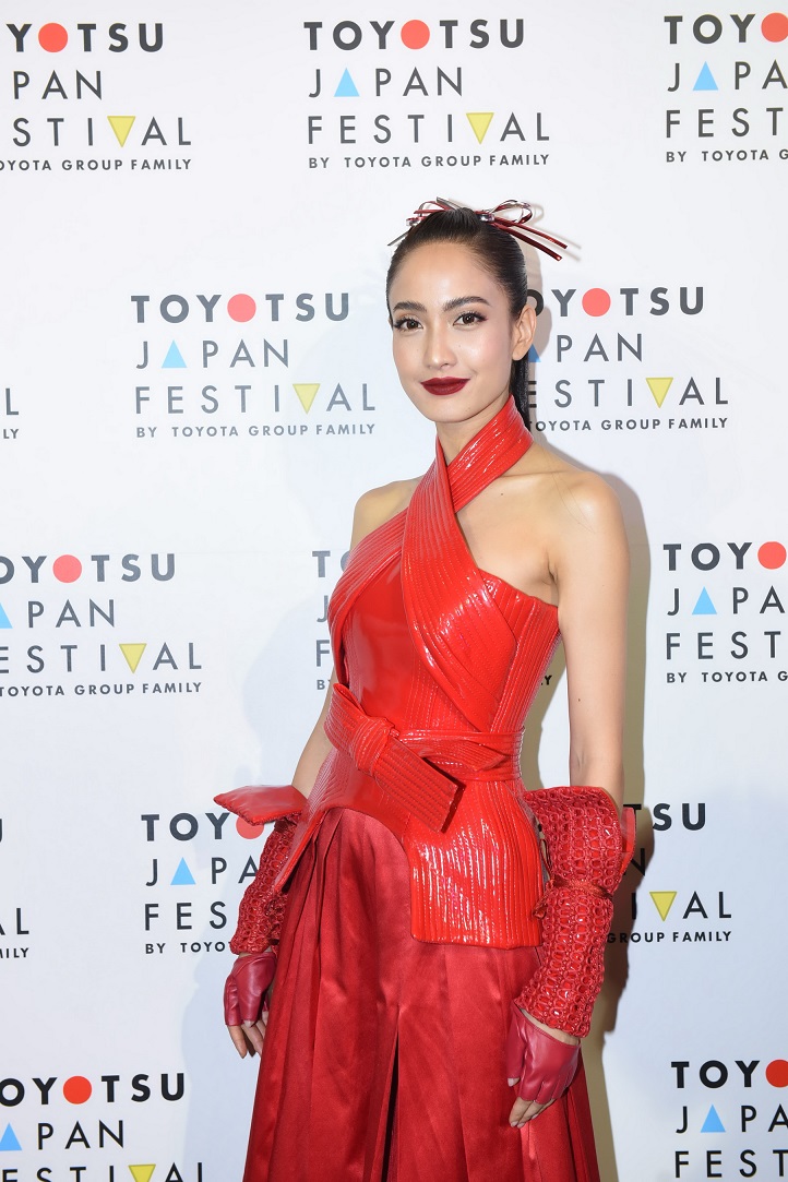 1. แต้ว-ณฐพร