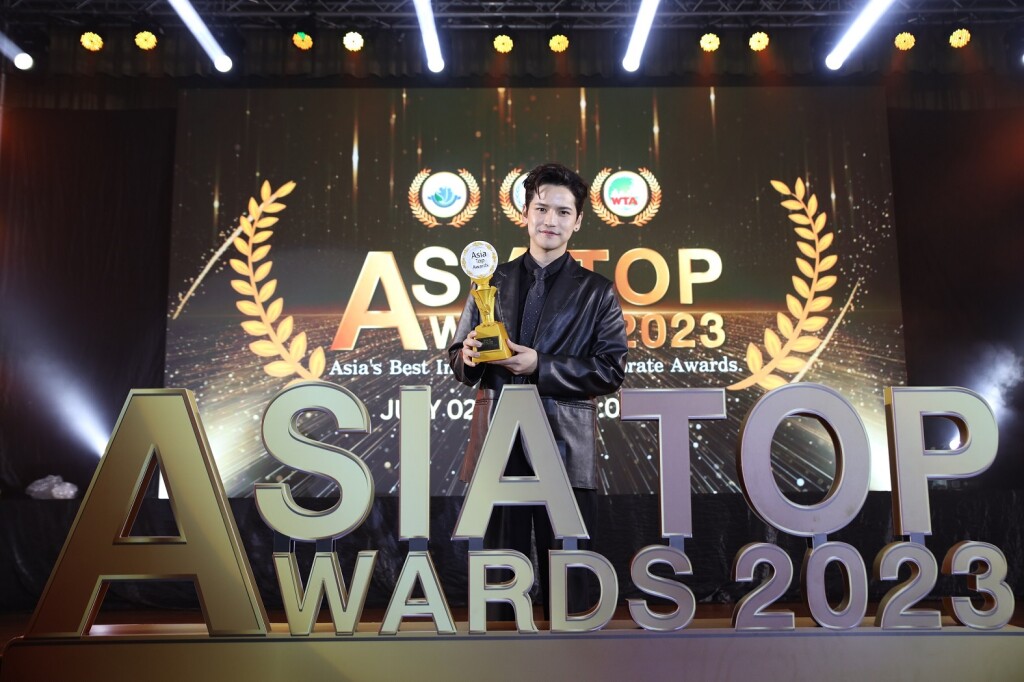 1. “เต๋า - เศรษฐพงศ์” รับรางวัล Best Actor จาก ASIA TOP AWARDS 2023