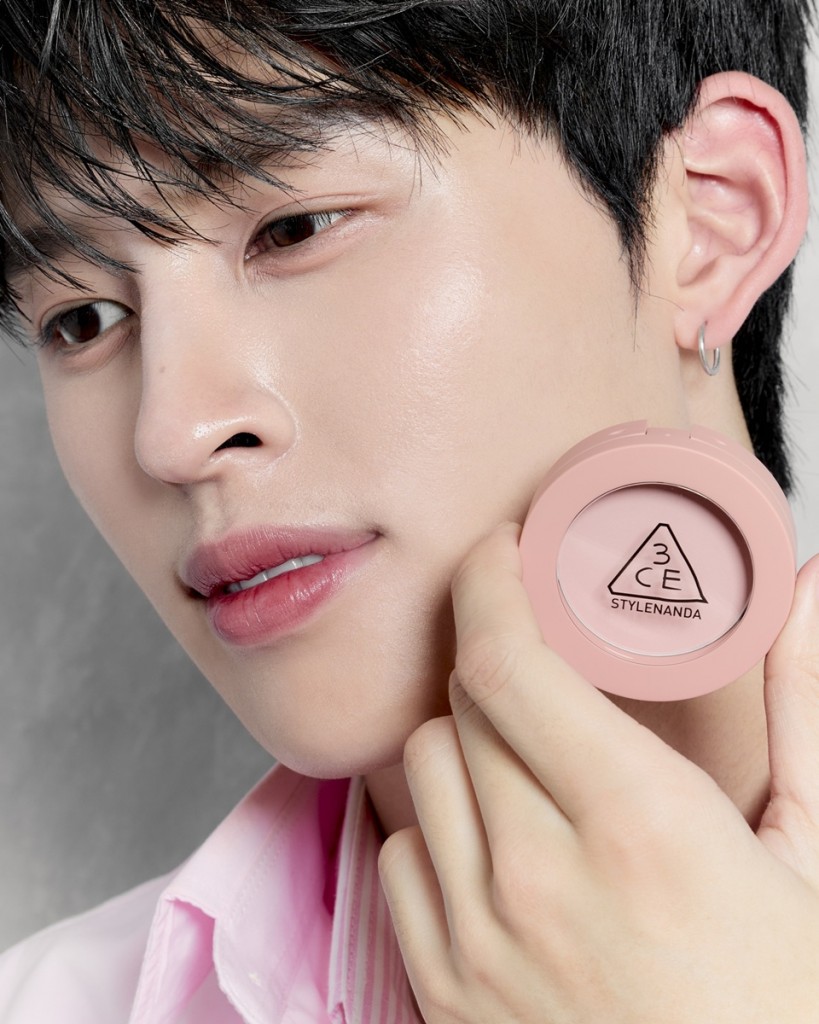 10. Pond x 3CE Mood Recipe Face Blush