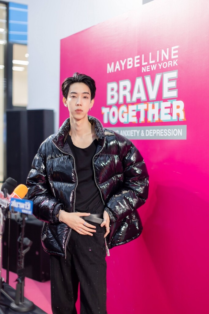 10. จี - สุภัทร ลอยลาวัลย์ ตัวแทนนักธุรกิจ ร่วมงานเปิดตัวโครงการ Brave Together