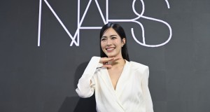 ครั้งแรก! “หลิงหลิง – ศิริลักษณ์ คอง” โชว์ SKIN BEAUTY เผยผิวดูสวยทุกสภาพแสงในแบบฉบับของ NARS ในงาน SEE YOUR SKIN IN A NEW LIGHT