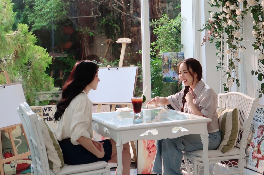 12. อะตอม และ เมอซีเดส