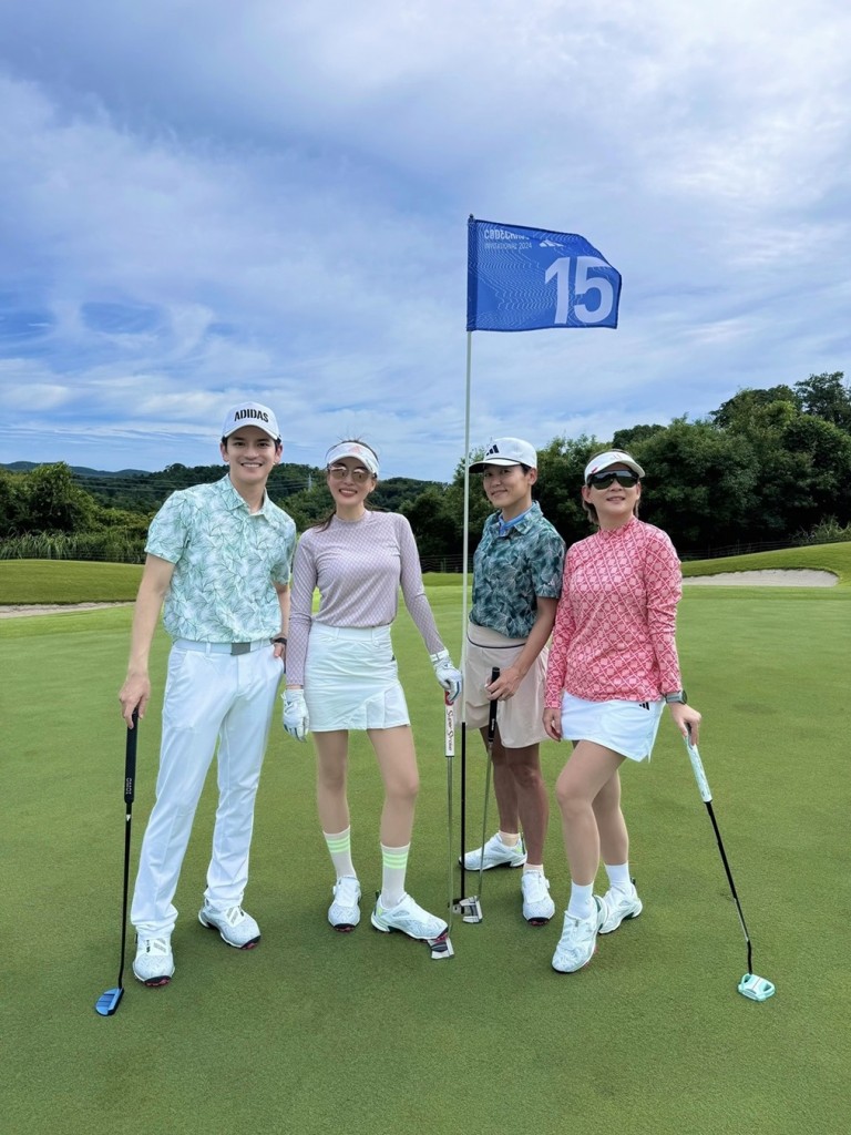 13. “เต๋า - เศรษฐพงศ์” ควง “ติ๊กกี้ - วิลาสิณี” งานเปิดตัว adidas golf รุ่น CODECHAOS 25
