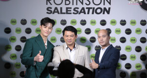 ROBINSON  สร้างตำนานห้างแตกพร้อมกันทั่วทุกภูมิภาค ห้างโรบินสัน แท็กทีม 5 หนุ่มฮอต “มาสุ – มาร์ค-พี – แม้ก -โอห์ม” รีเทิร์นซิกเนเจอร์แคมเปญสุดคุ้มแห่งปี! “ROBINSON SALESATION #2 รักสิ่งไหนเอาไปลดสิ่งนั้น”