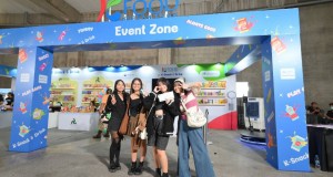 [Korea Agro-Fisheries & Food Trade Corporation] ได้จัดบูธ K-FOOD ในงาน “2024 (G)I-DLE WORLD TOUR [iDOL] IN BANGKOK” เพื่อนำเสนอขนมและเครื่องดื่มเกาหลีให้กับแฟนๆ ชาวไทย!