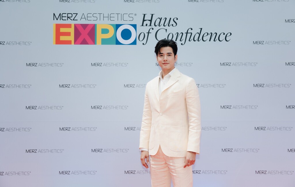 19 มาริโอ้ เมาเร่อ ร่วมเดินทางพรมแดงงาน Merz Aesthetics Expo