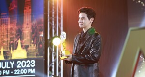 “เต๋า – เศรษฐพงศ์” ภูมิใจ รับรางวัล Best Actor จาก ASIA TOP AWARDS 2023