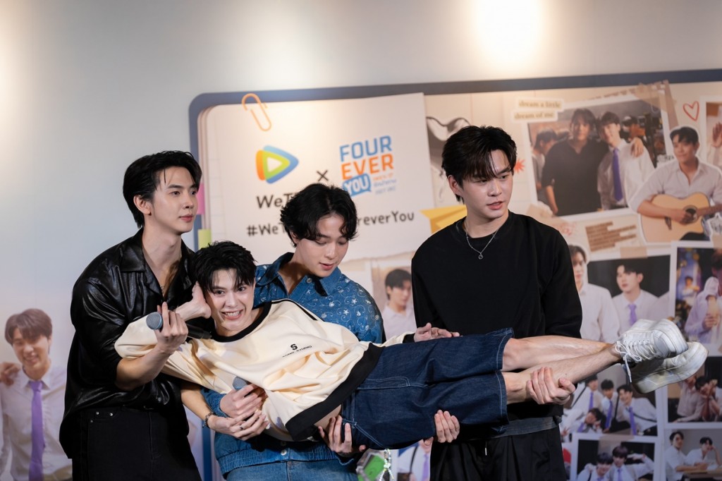 20241222_Four Ever You-235_3000x2000