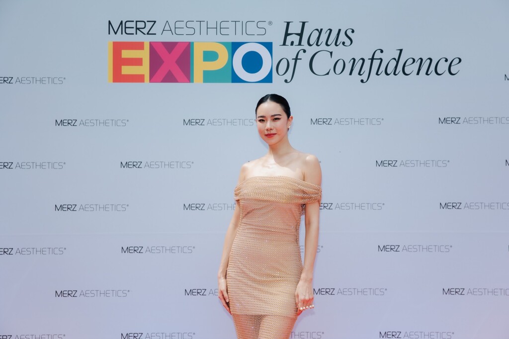 23 คริส หอวัง ร่วมเดินทางพรมแดงงาน Merz Aesthetics Expo