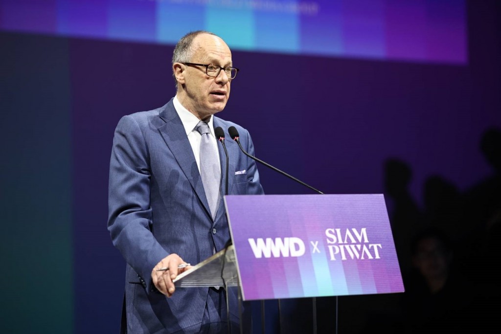 4. WWD x  SIAM PIWAT GLOBAL FASHION SPOTLIGHT