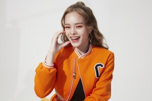 4. “แอลลี่ - อชิรญา นิติพน” - Fresh Face of Maybelline