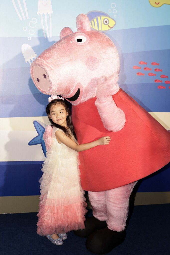 4.น้องพิพิม ร่วม Meet & Greet กับเป๊ปป้าแบบใกล้ชิด