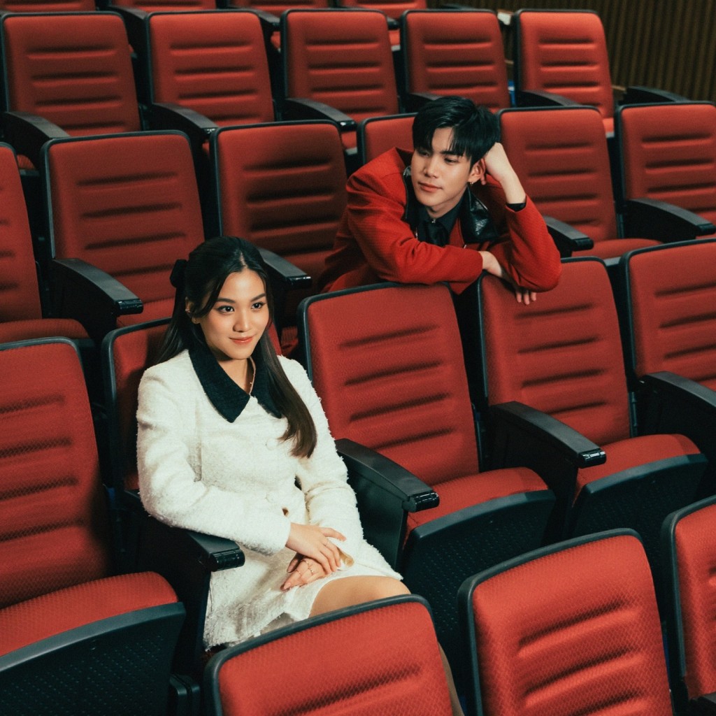 4DAFD864-F9C8-400A-8458-AA7ABB5BAF51