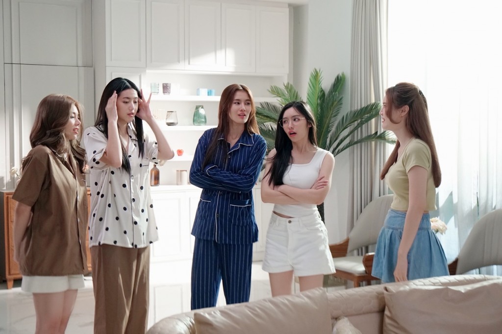 5. พี่ว้ากคะ รักหนูได้มั้ย ตอนพิเศษ (Love Senior Special EP.)