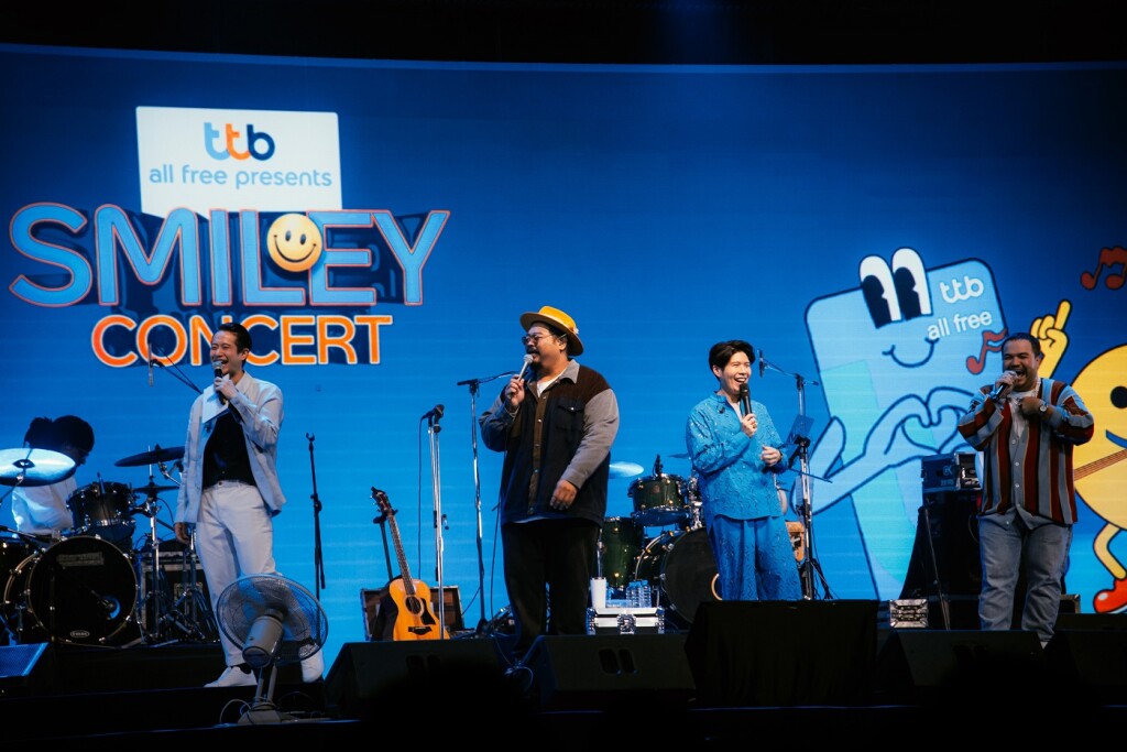 5. อะตอม-โอ๊ต-ป๊อบ_ttb all free SMILEY Concert