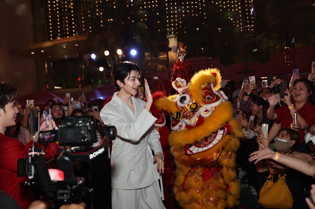 6.หลินอี ร่วมฉลองเทศกาลตรุษจีนสุดอลังการ Siam Paragon Golden Prosperous Chinese New Year 2024