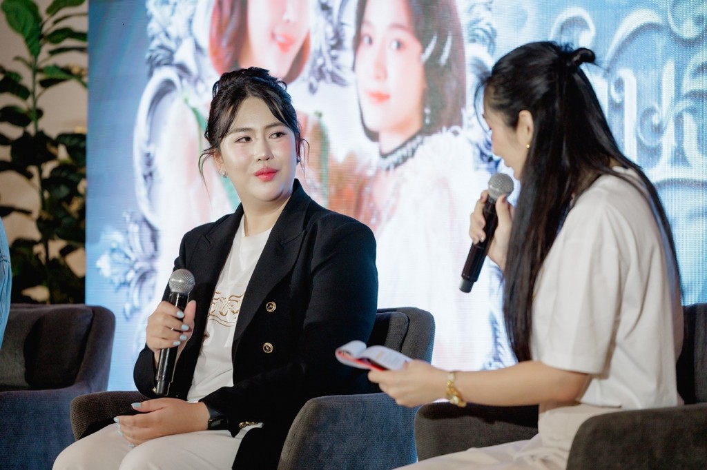 7. คุณยู กมล รุททองจันทร์ ผู้จัดซีรีส์ ร่วมพ_0
