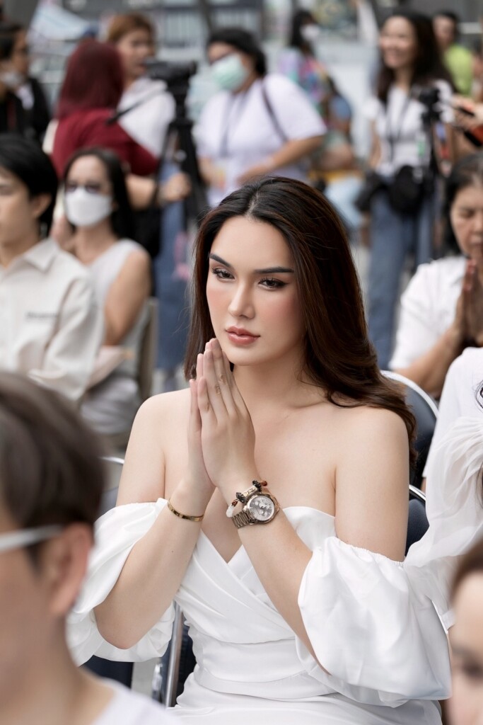 7. ฟลุค - พริมพิสา จารุเรืองพงศ์ นักแสดงจาก เฟื่องนคร