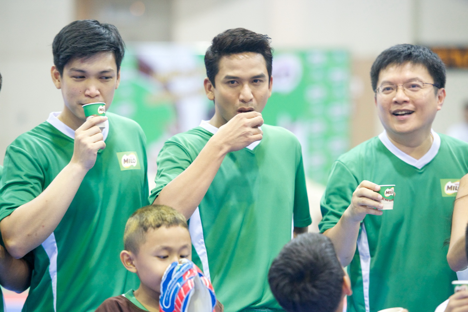 8-เติมพลังไมโลก่อนแข่งกับทีมพลังจิ๋ว ANP_7066 crop