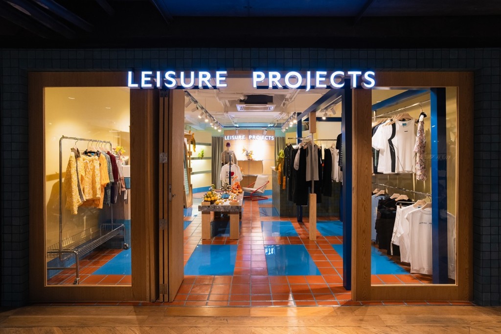 8. Leisure Projects SIAM CENTER store new concept