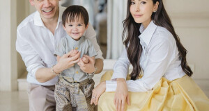 ตกหลุมรักรอบที่ล้าน กับความน่ารัก “น้องกวิณท์” ในวัย 2 ขวบ  สุดประทับใจภาพทำบุญพร้อมหน้าครอบครัว “คุณพ่อกรณ์ – คุณแม่ริต้า” อบอุ่นมากๆ