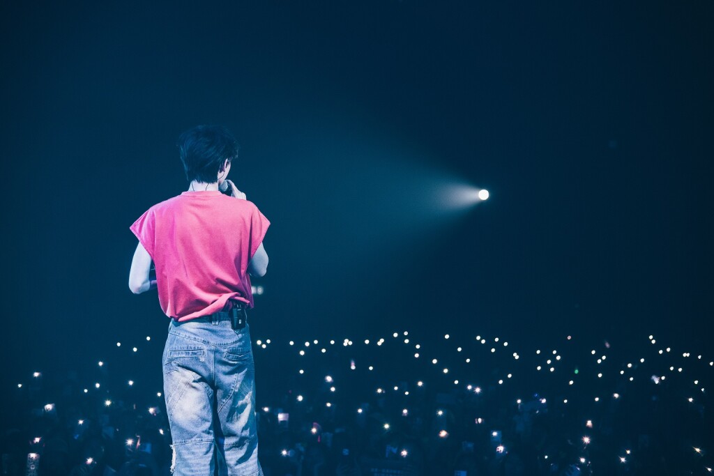 AK Liuzhang Bus stop BKK Tour-2057