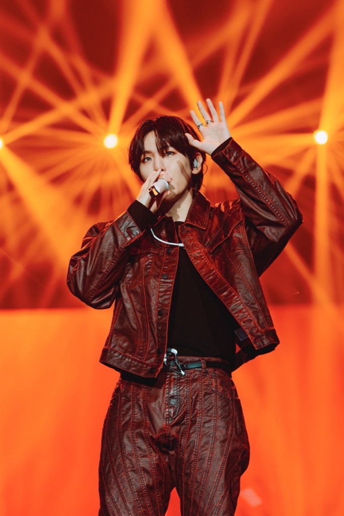 BAEKHYUN