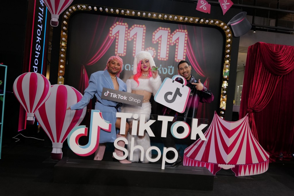 Creator and event vibe_rs