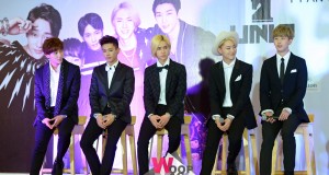 5 หนุ่ม “UNIQ” (ยูนิค) แถลงข่าว ชวนแฟนคลับไปสนุกกันในงาน “UNIQ 1st Fan Meeting in Bangkok 2015” 7 มีนาคม นี้