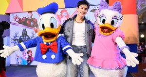 “โฟร์ท- ณัฐวรรธน์”  ตื่นตา ร่วมงานเปิดวันแรก  Disney Toy Expo Thailand 2024  ยกกองทัพของเล่นของสะสมทุกคาแรคเตอร์จากแบรนด์ชั้นนำระดับโลก  สุดฟินได้ใกล้ชิดกับ Disney Characters Mickey & Friends