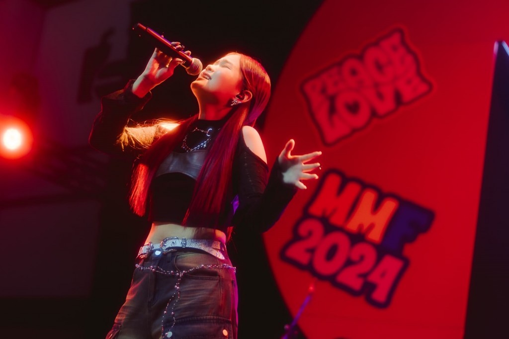 Dream Stage (42)