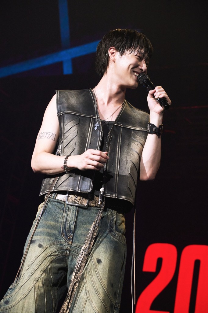 -EDAM- WOODZ ì-µì½-ì½- (ì--ì-¸) (8)