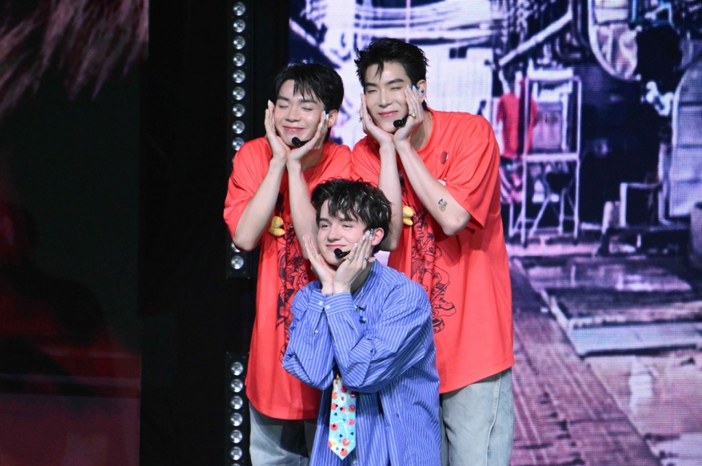 GELBOYS CLOSE FAN MEETING_25_0