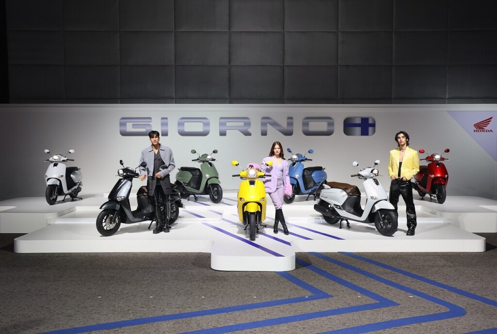 Honda Giorno+ Presenter Opening (5)