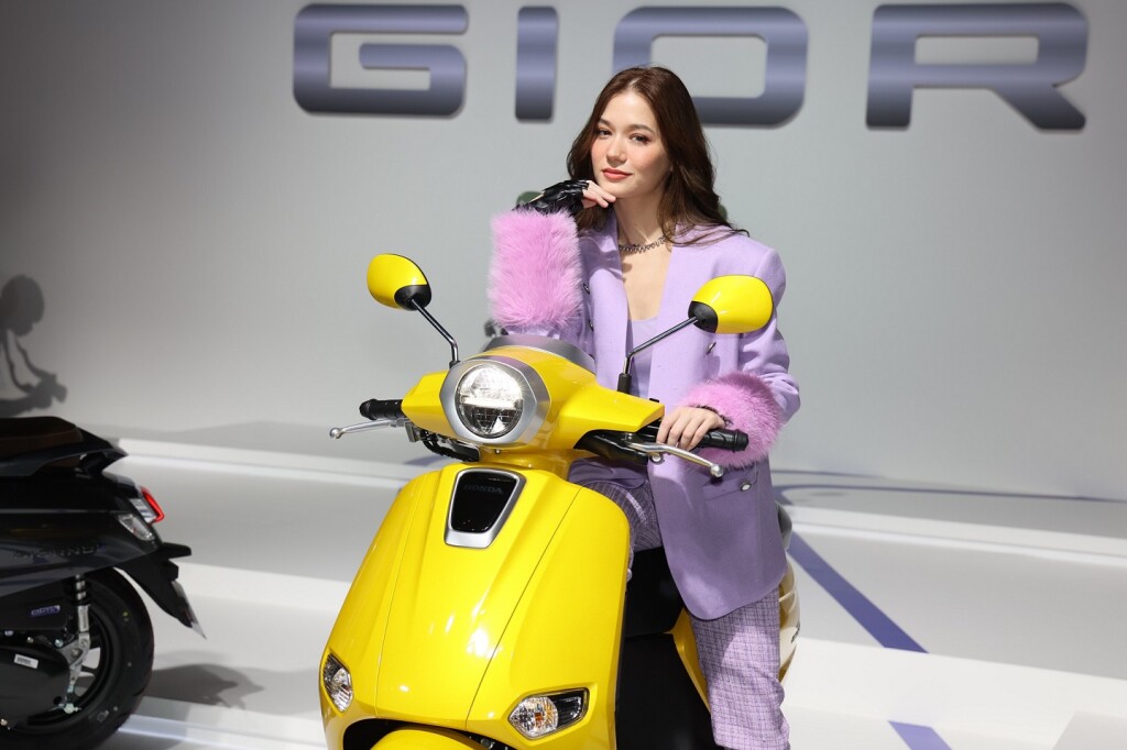 Honda Giorno+ Presenter Opening (8)