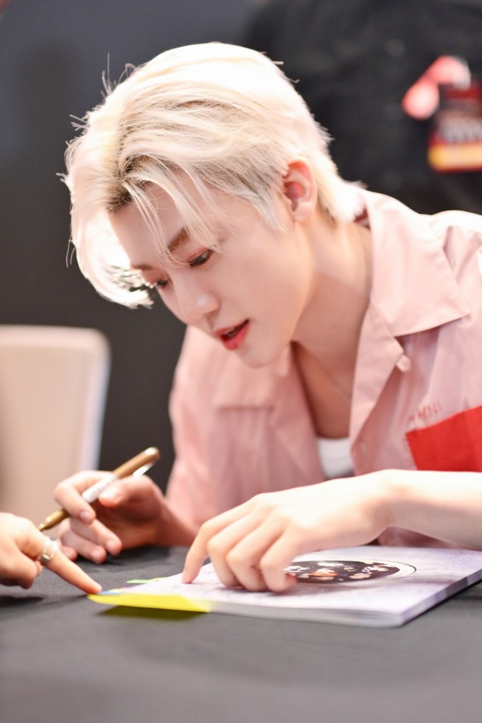 JAEMIN_Fansign (2)