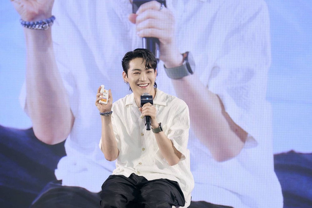 JAY B  GOT7_4