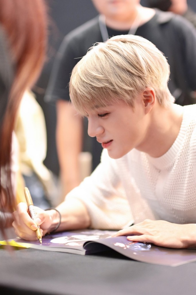 JENO_Fansign (1)