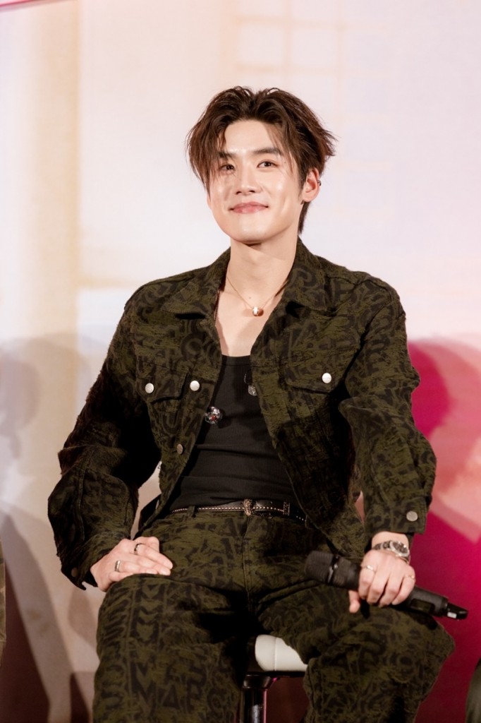 LINE_ALBUM_2024.11.23 _1_241123_12