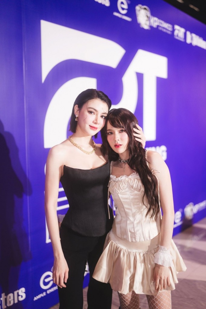 LINE_ALBUM_FRT_241122_3