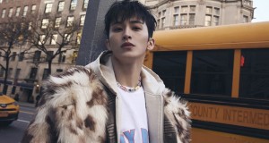 MARK (มาร์ค) ประสบความสำเร็จกับการเดบิวต์ในฐานะศิลปินเดี่ยวด้วยอัลบั้มชุดแรก ‘The Firstfruit’  อัลบั้มที่เหมือนกับภาพยนตร์ติดตามการเดินทางของ MARK (มาร์ค) ครองอันดับ 1 บนชาร์ต iTunes Top Albums กว่า 17 ภูมิภาคทั่วโลก